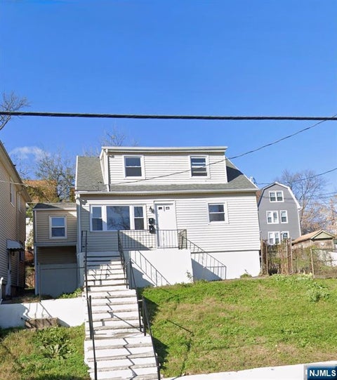Photo of 31 Bayside Terrace, Jersey City, NJ 07305 (MLS # 26035074)