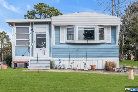 Photo of 44 Nancy Lane, Barnegat, NJ 08005 (MLS # 26002290)