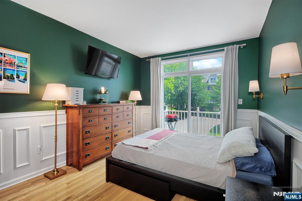 256 Halfmoon Court