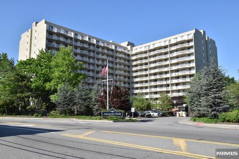 1077 River Road 505 Edgewater NJ 07020