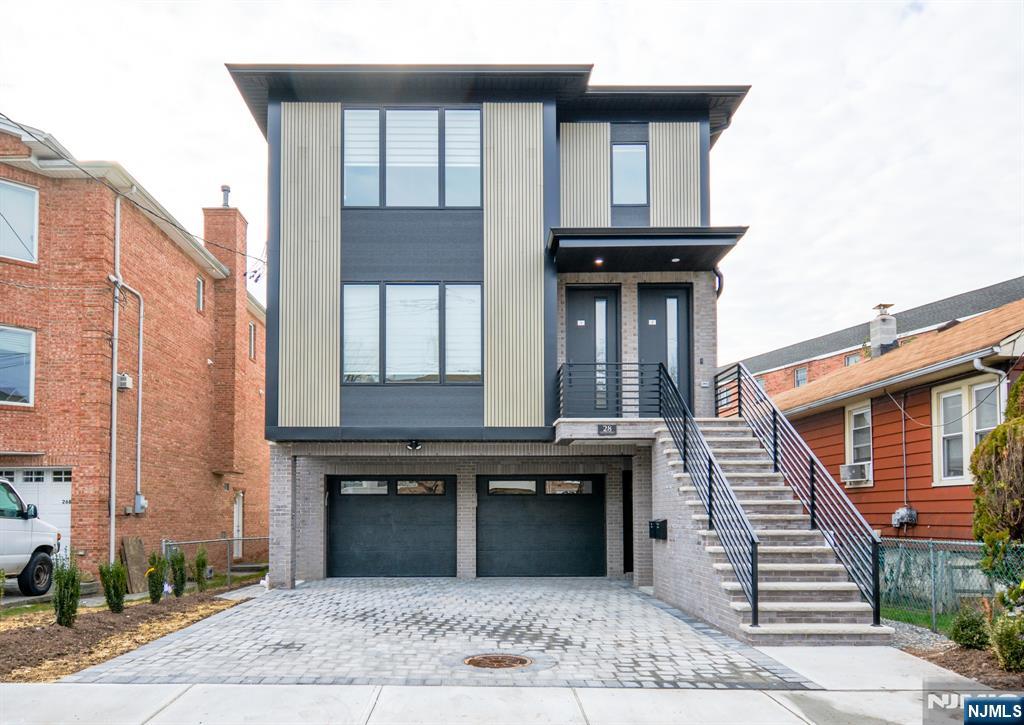 Rental Property at 28 Prospect St Gr, Palisades Park, New Jersey - Bedrooms: 2 
Bathrooms: 1 
Rooms: 3  - $2,600 MO.