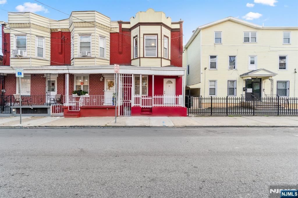 Photo of 14 Van Wagenen Street, Newark, NJ 07104 (MLS # 25038184)