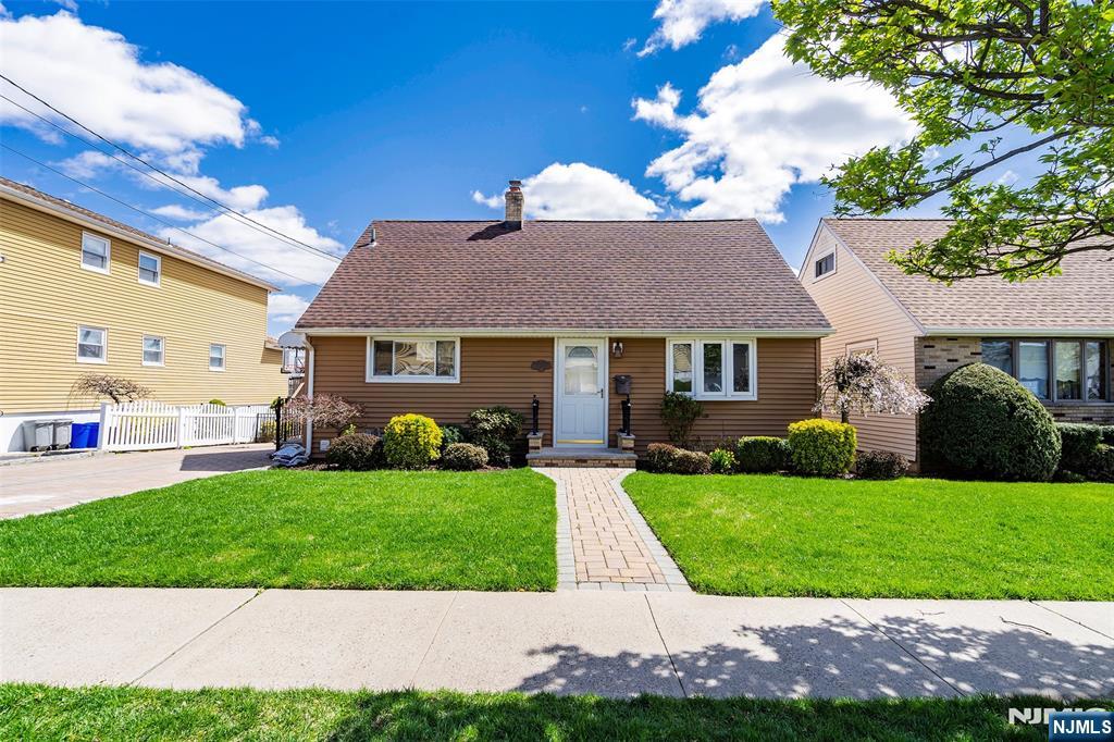 Property for Sale at 749 8th Street, Carlstadt, New Jersey - Bedrooms: 4 
Bathrooms: 2 
Rooms: 8  - $630,000