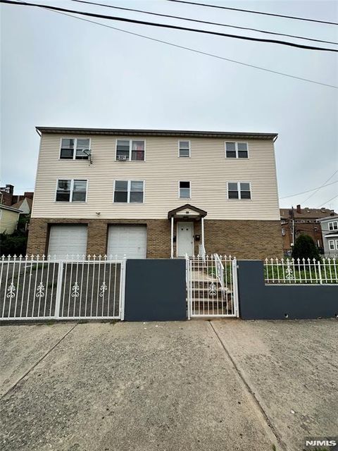 Photo of 172174 Carroll St #3, Paterson, NJ 07501 (MLS # 25043044)