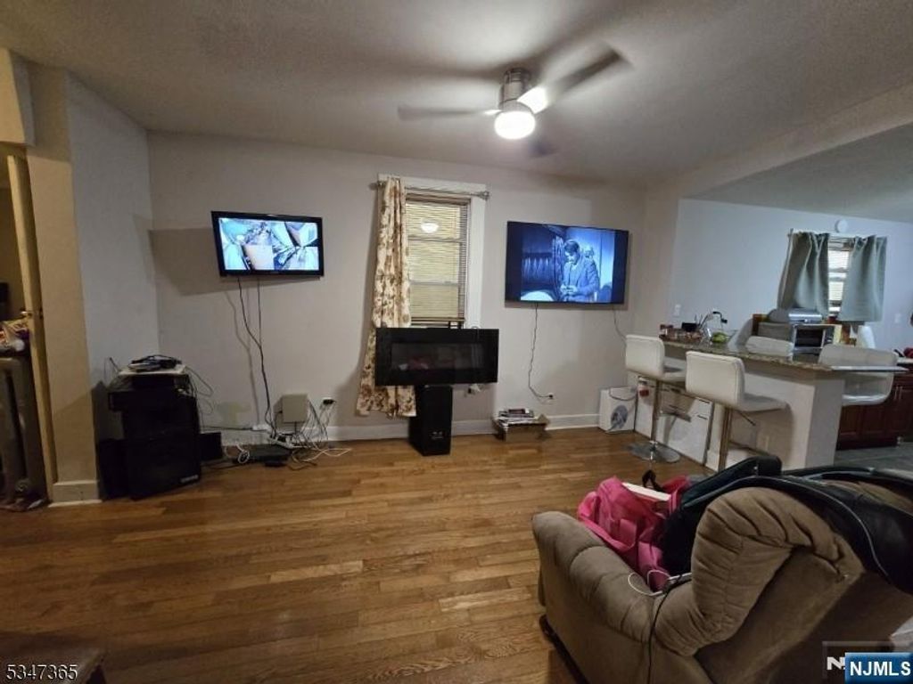 Photo of 36 Holland Street, Newark, NJ 07103 (MLS # 26011254)