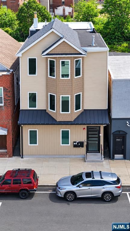 40 Johnston Avenue