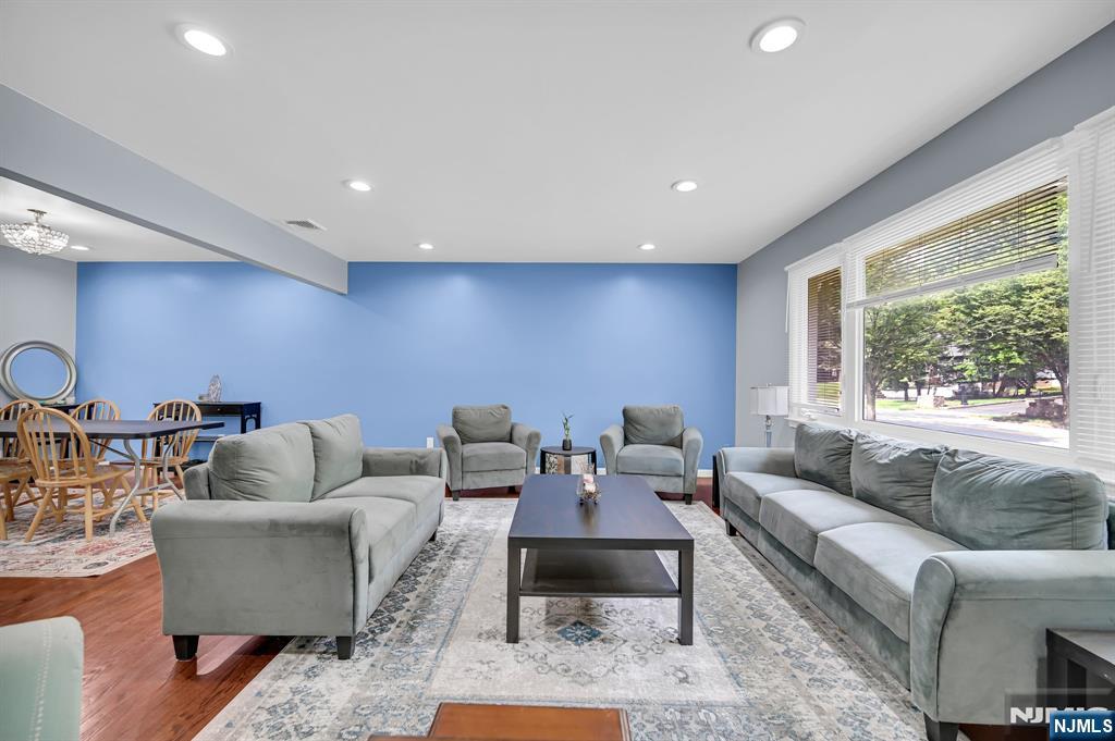 246 Park Avenue