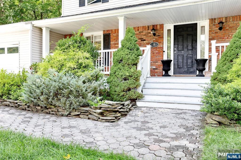 8 Northgate Park