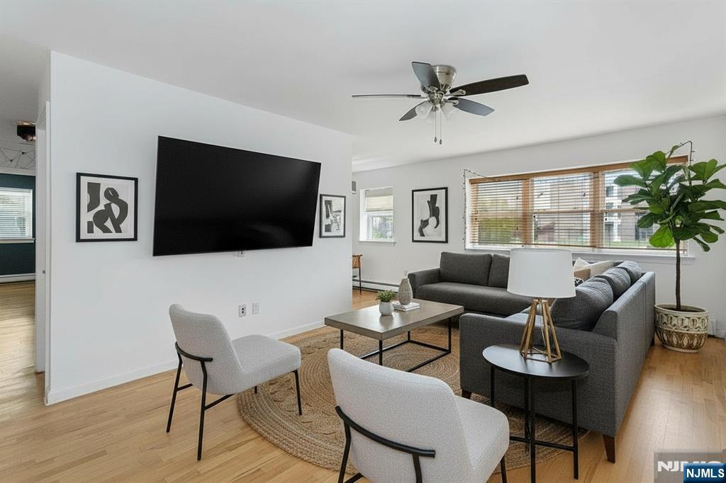 25 River Road B11
