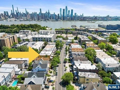 Photo of 114 Shippen St #2, Weehawken, NJ 07086 (MLS # 26020764)