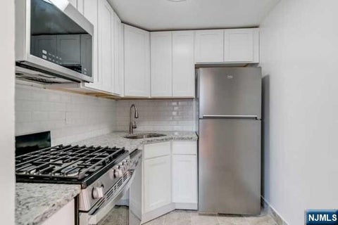 Photo of 45 Linden ST #9, Hackensack, NJ 07601 (MLS # 26035983)