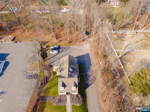 Photo of 593 Ramapo Valley Road, Oakland, NJ 07436 (MLS # 26019105)