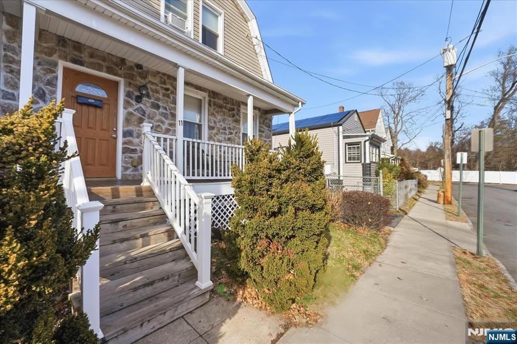 Photo of 11 Meade Street, West Orange, NJ 07052 (MLS # 25043818)