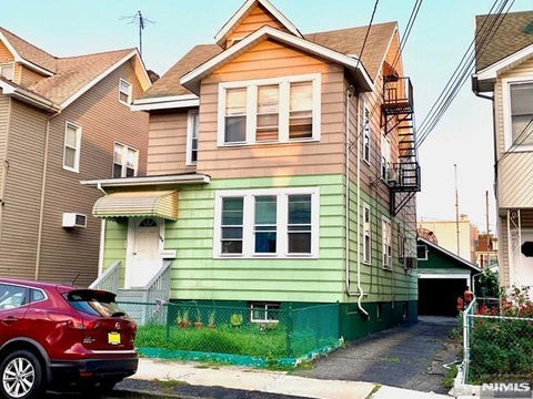 Photo of 184 Highland Ave #3, Kearny, NJ 07032 (MLS # 26034148)