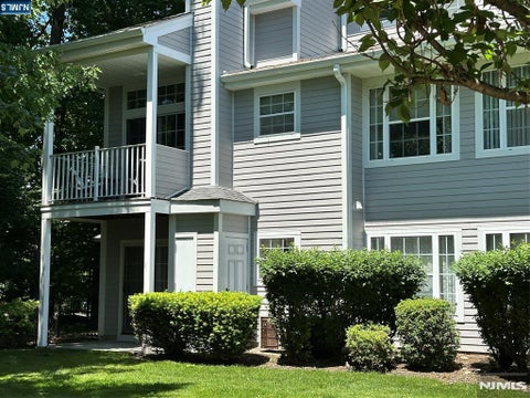 Photo of 1225 Richmond RD #1225, Mahwah, NJ 07430 (MLS # 26018571)