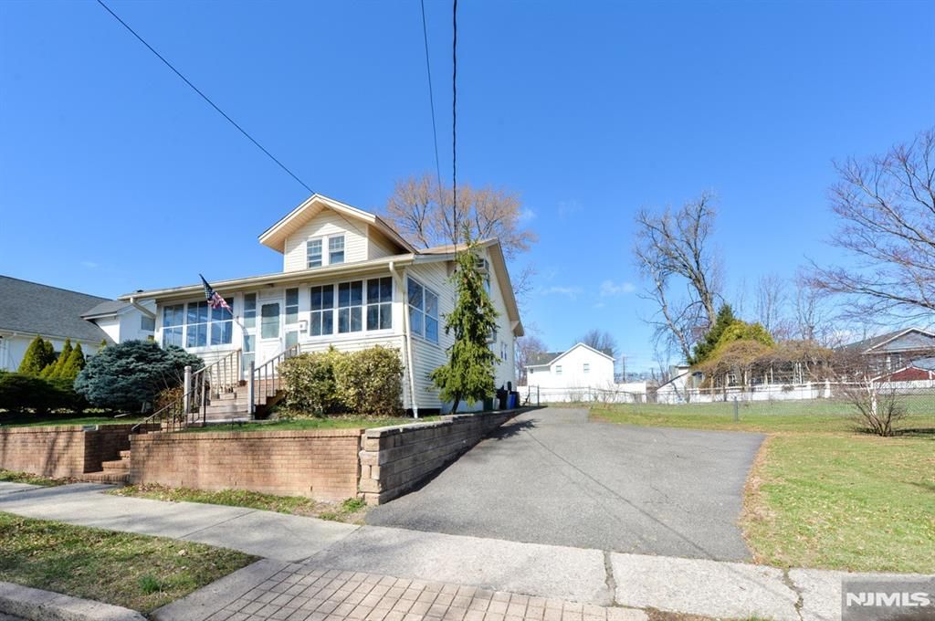 Photo of 63 Franklin Avenue, Saddle Brook, NJ 07663 (MLS # 26007407)