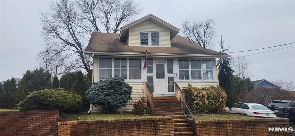 Photo of 63 Franklin Avenue, Saddle Brook, NJ 07663 (MLS # 26007407)