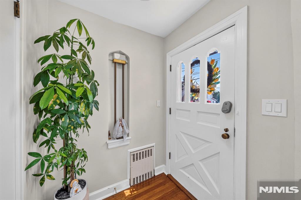 36 Starmond Avenue
