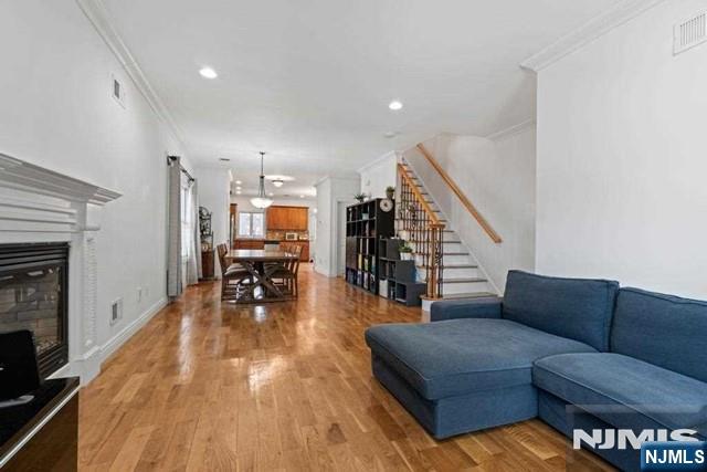 431 Aurora Avenue A