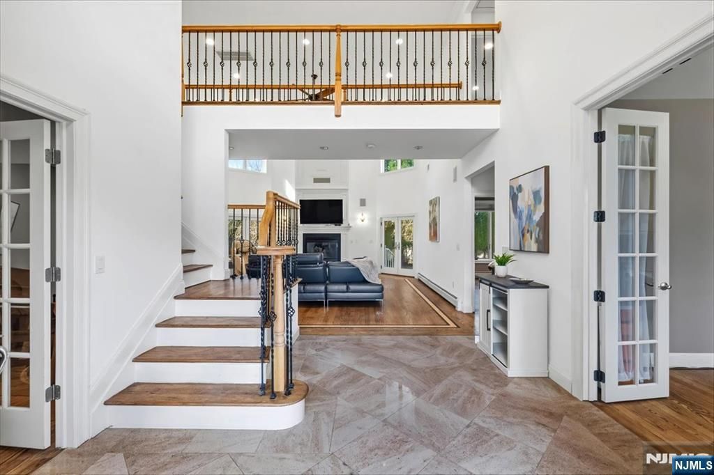 Photo of 20 Bearbrook Drive, Woodcliff Lake, NJ 07677 (MLS # 26006872)