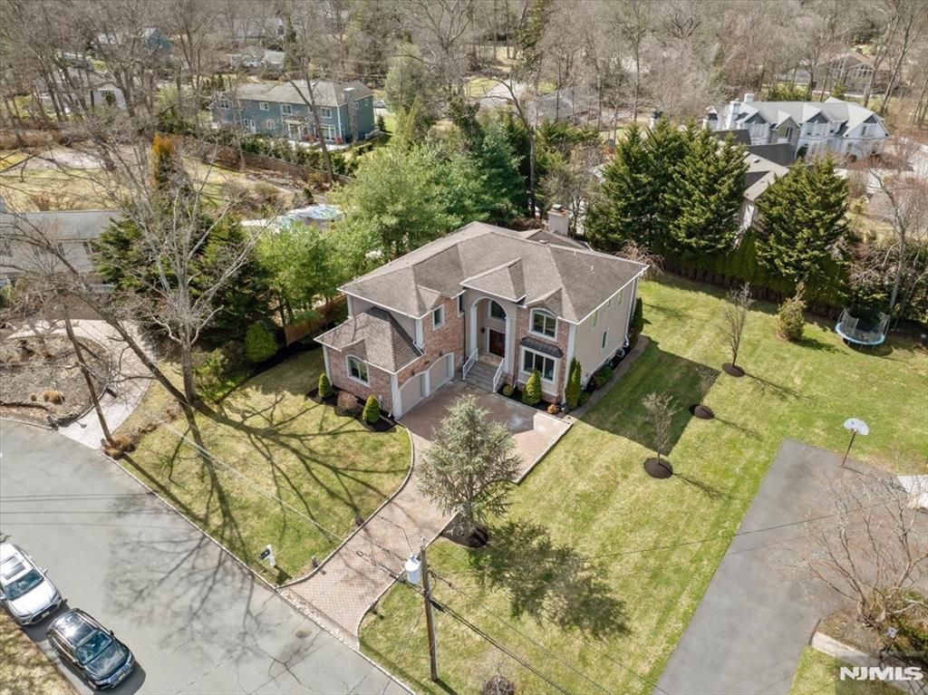 Photo of 20 Bearbrook Drive, Woodcliff Lake, NJ 07677 (MLS # 26006872)