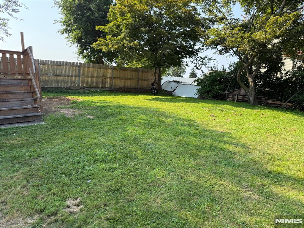 28 Backiel Avenue