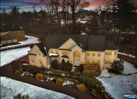 Photo of 34 Kanouse Lane, Montville Township, NJ 07045 (MLS # 26026119)
