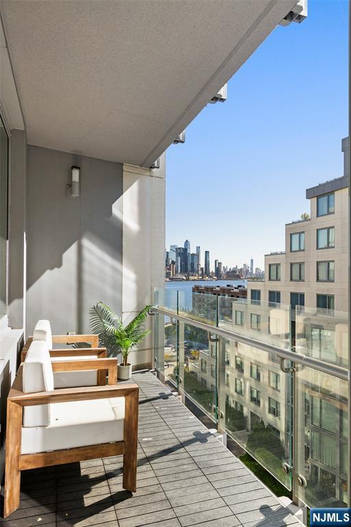 9 Ave At Port Imperial 0911