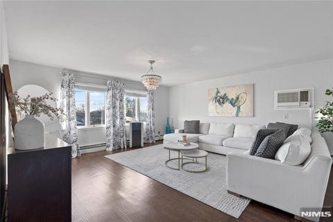 Photo of 557 Market St, Elmwood Park, NJ 07407 (MLS # 25042731)