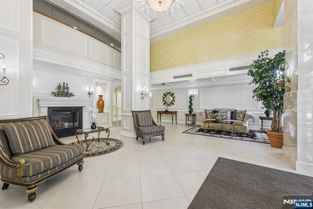 151 Prospect Avenue 19E