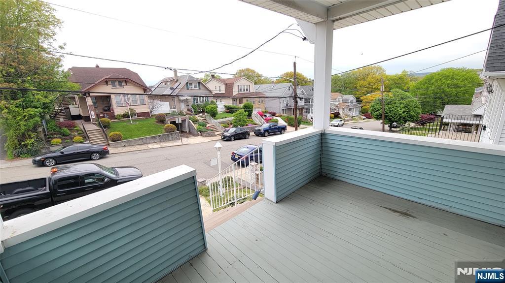 29 Magnolia Avenue