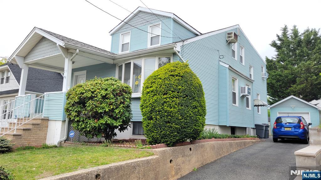 29 Magnolia Avenue