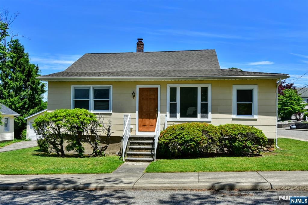 52 Central Avenue