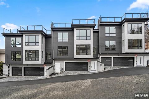 1456 River Road C Edgewater NJ 07020
