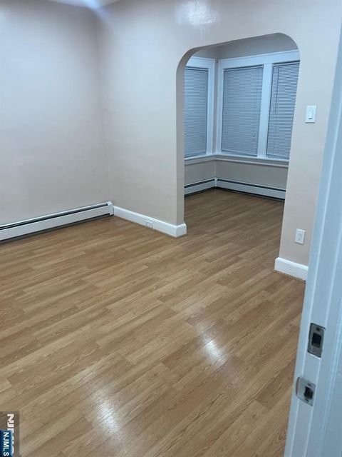 Photo of 34 Park #1, Wallington, NJ 07057 (MLS # 25043609)