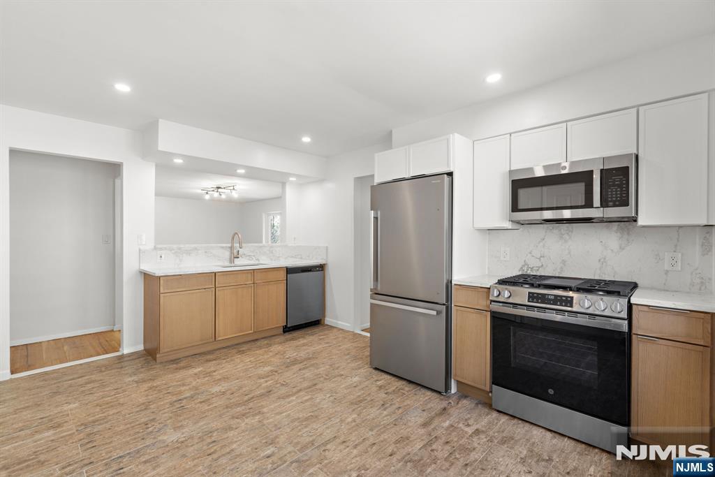 54 Columbia Avenue