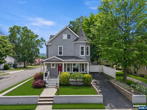 Photo of 158 Elberon Avenue, Hawthorne, NJ 07506 (MLS # 26035354)