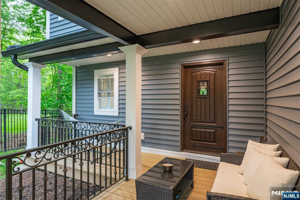276 River Drive