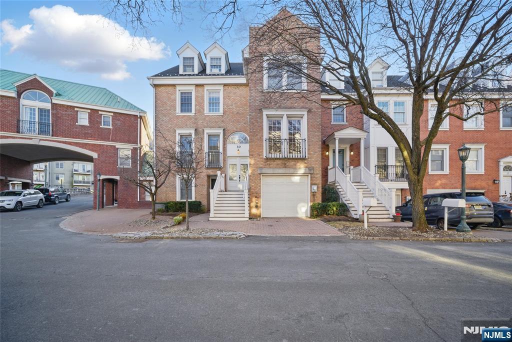 30 Half Moon Isle, Jersey City, New Jersey - 5 Bedrooms  
5 Bathrooms - 