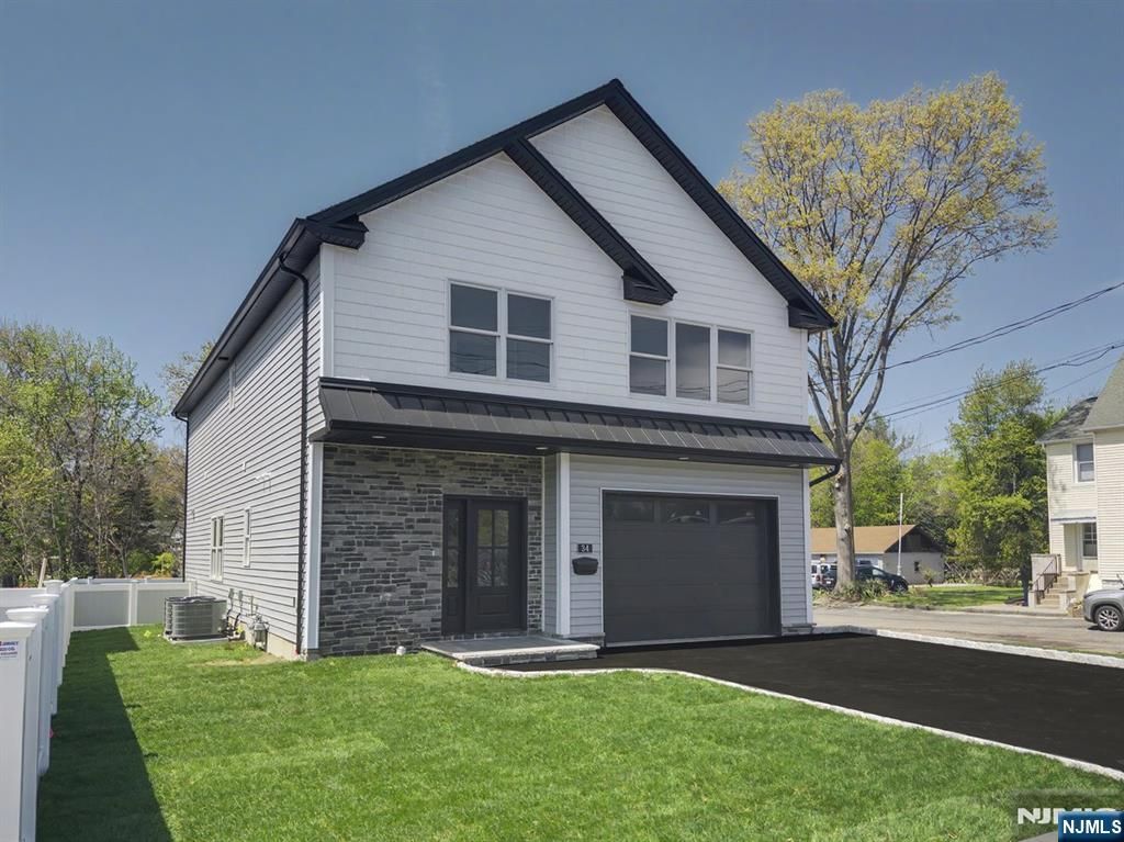 Photo of 34 Zazzetti Street, Waldwick, NJ 07463 (MLS # 26015118)