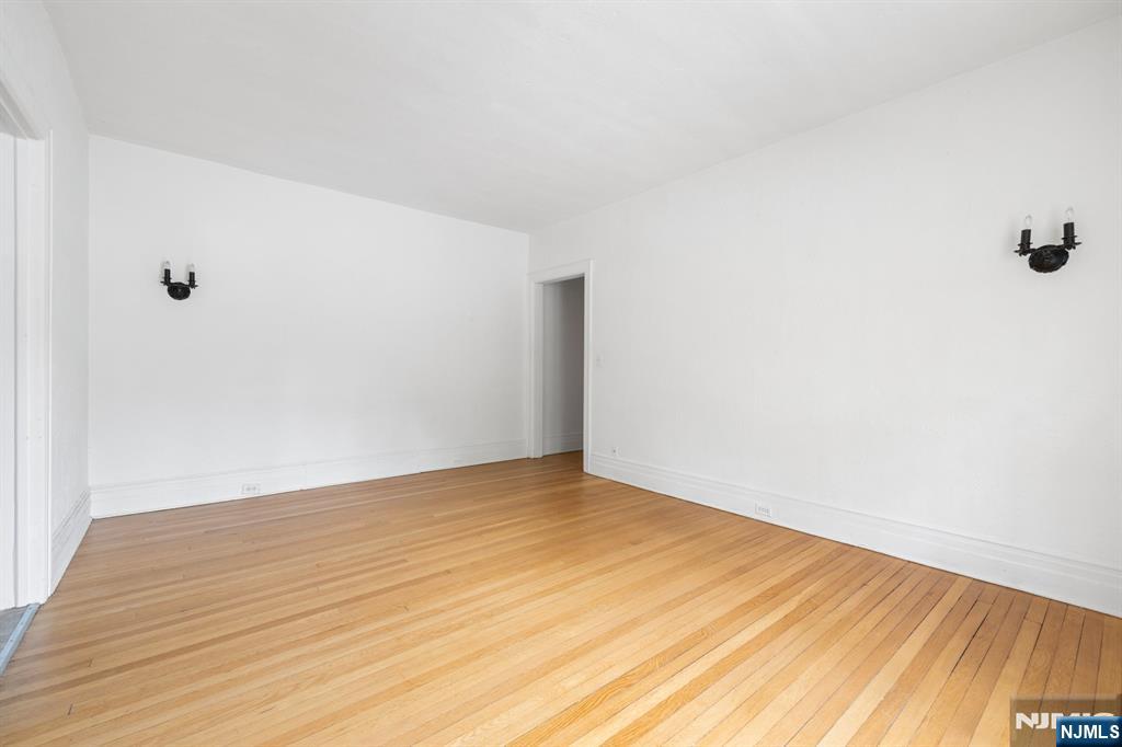 20 Garber Square A7