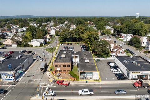 Photo of 2607 Broadway, Fair Lawn, NJ 07410 (MLS # 26001017)