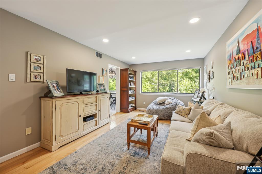 84 Windsor Circle 84C