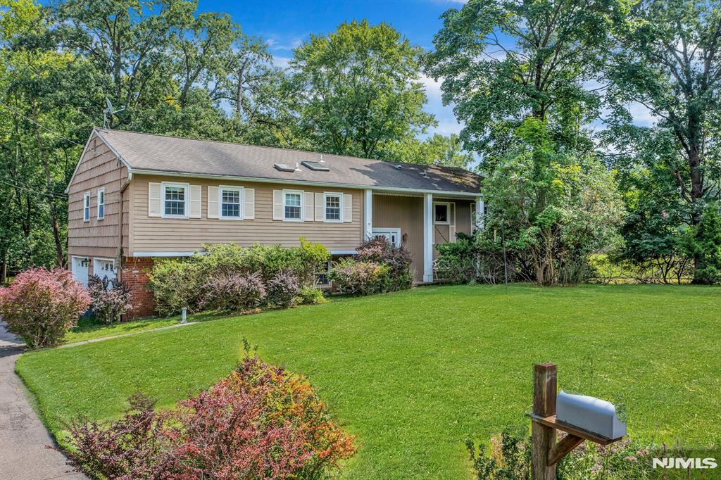 260 River Drive