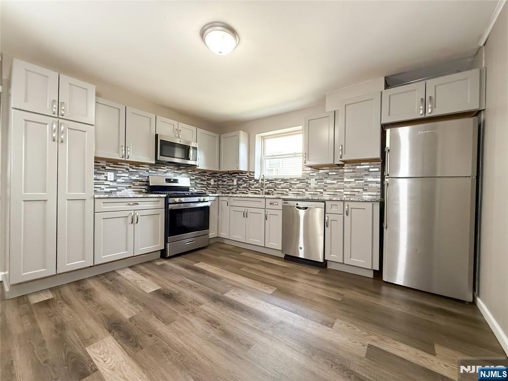 Rental Property at 1 Oak St, Clifton, New Jersey - Bedrooms: 3 
Bathrooms: 1 
Rooms: 5  - $2,350 MO.