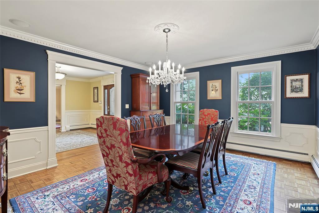 359 Lakeview Drive