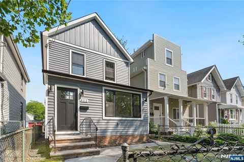 Photo of 412 Davis Avenue, Kearny, NJ 07032 (MLS # 26018982)