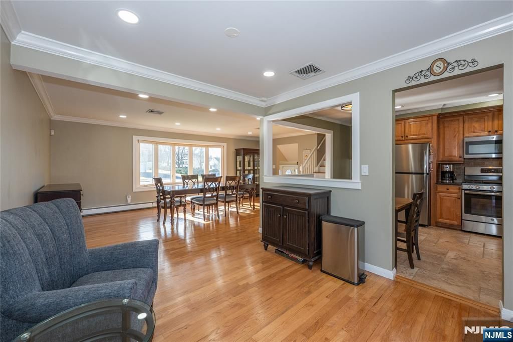 Photo of 51 Carlisle Road, Wayne, NJ 07470 (MLS # 26002433)