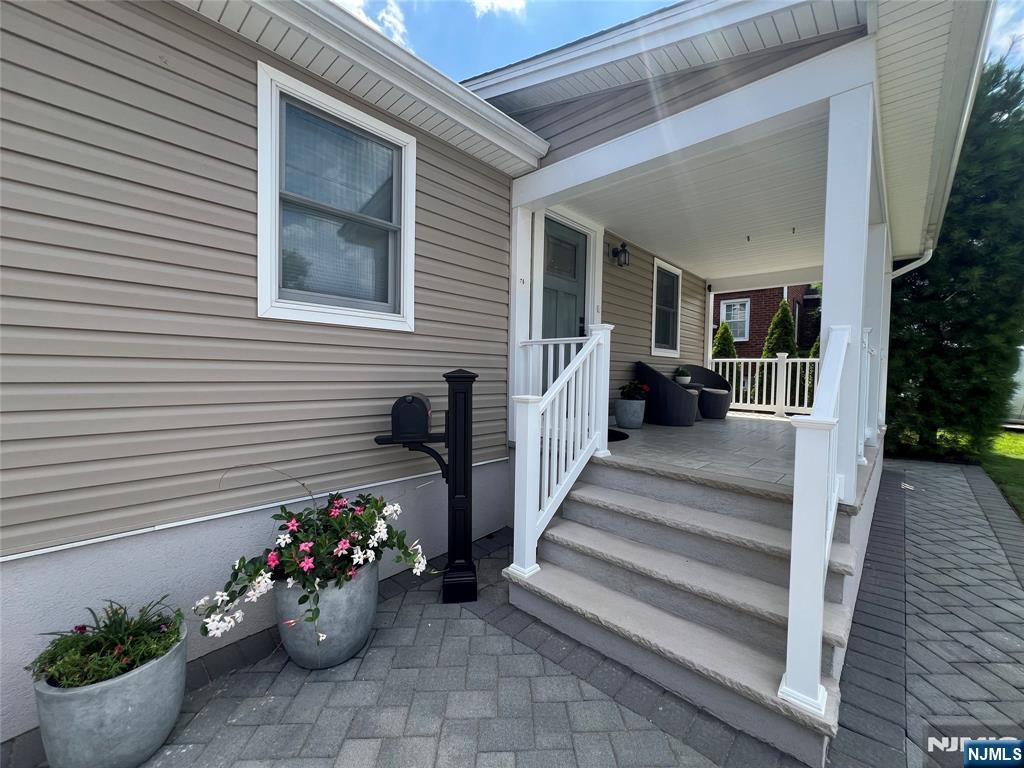 76 Birchwood Drive