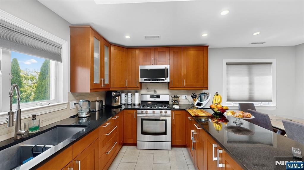 76 Birchwood Drive